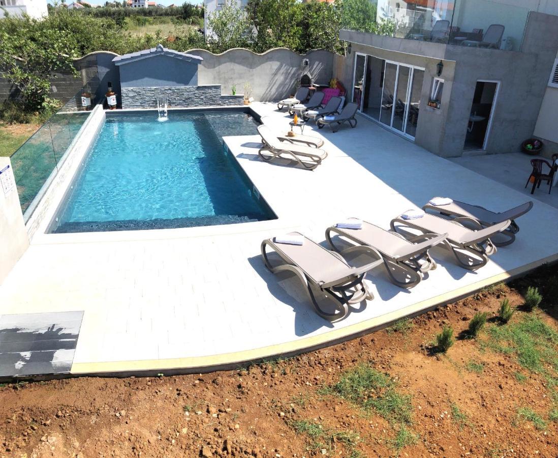 Croliday Apartment With Pool Nin Vrsi Eksteriør billede